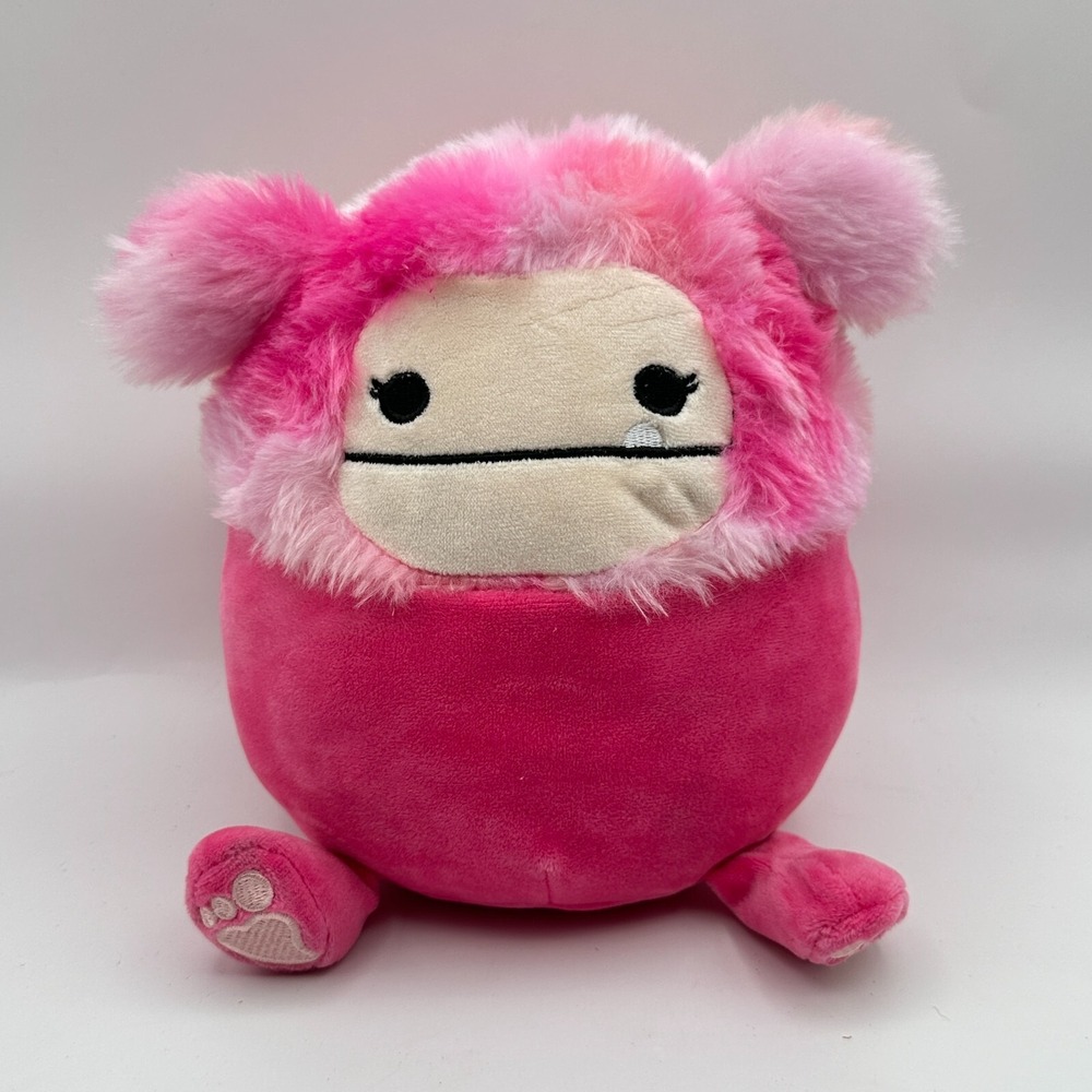 Squishmallows Caparine The Pink Bigfoot Plush Stuffed Toy 8" Plushie Collectible